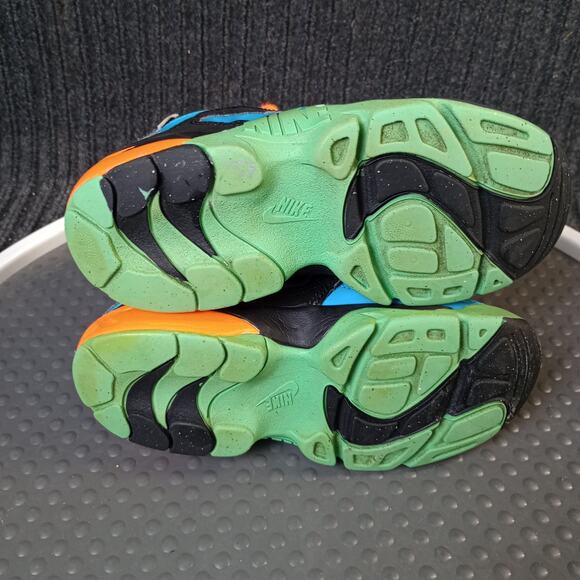 Nike Air Diamond Turf Child Athletic Sneakers Black - Picture 6 of 6